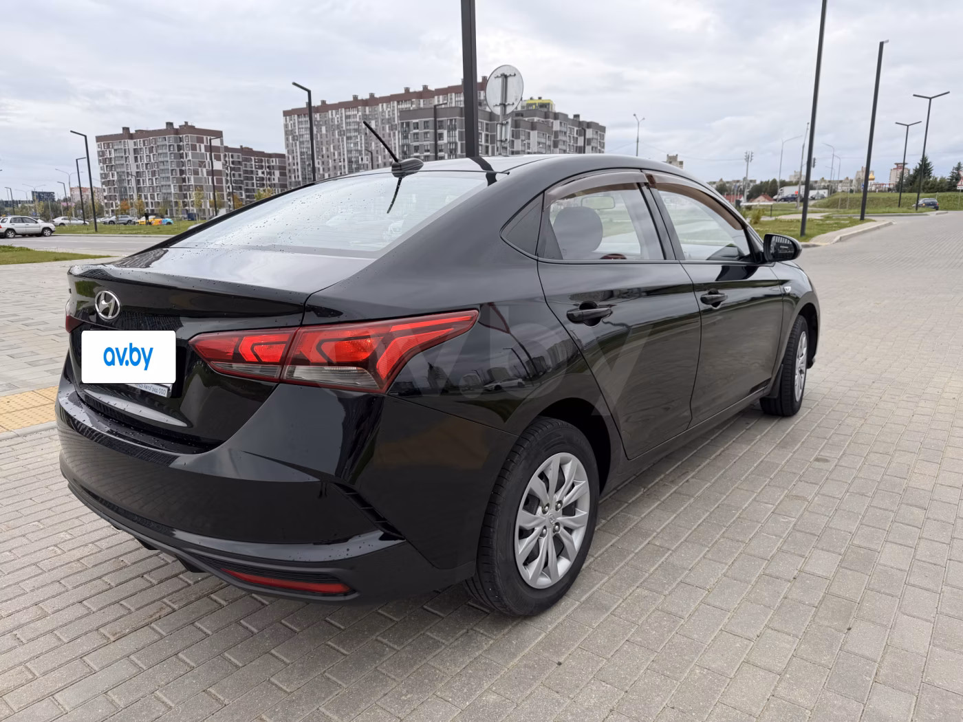 Hyundai Accent фото 11