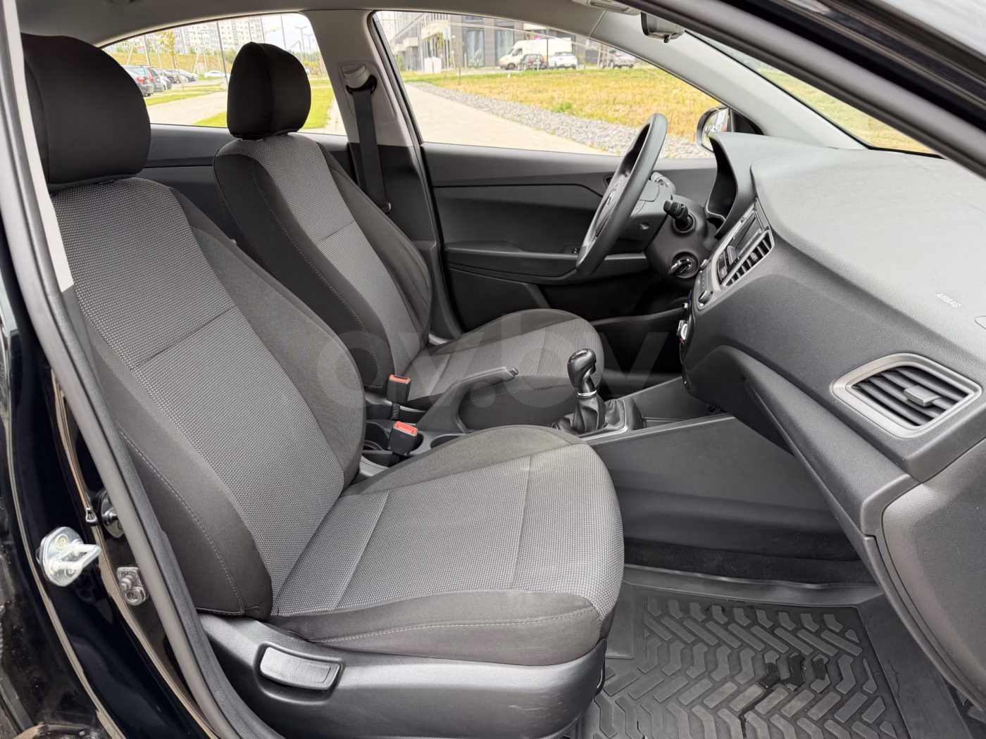 Hyundai Accent фото 19