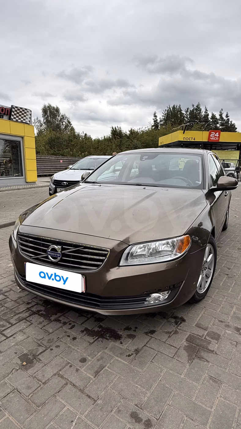Volvo V70 фото 3