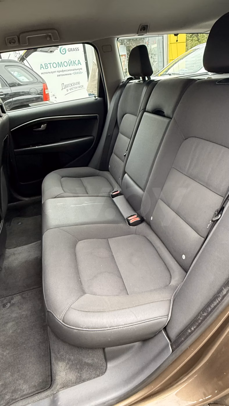 Volvo V70 фото 10