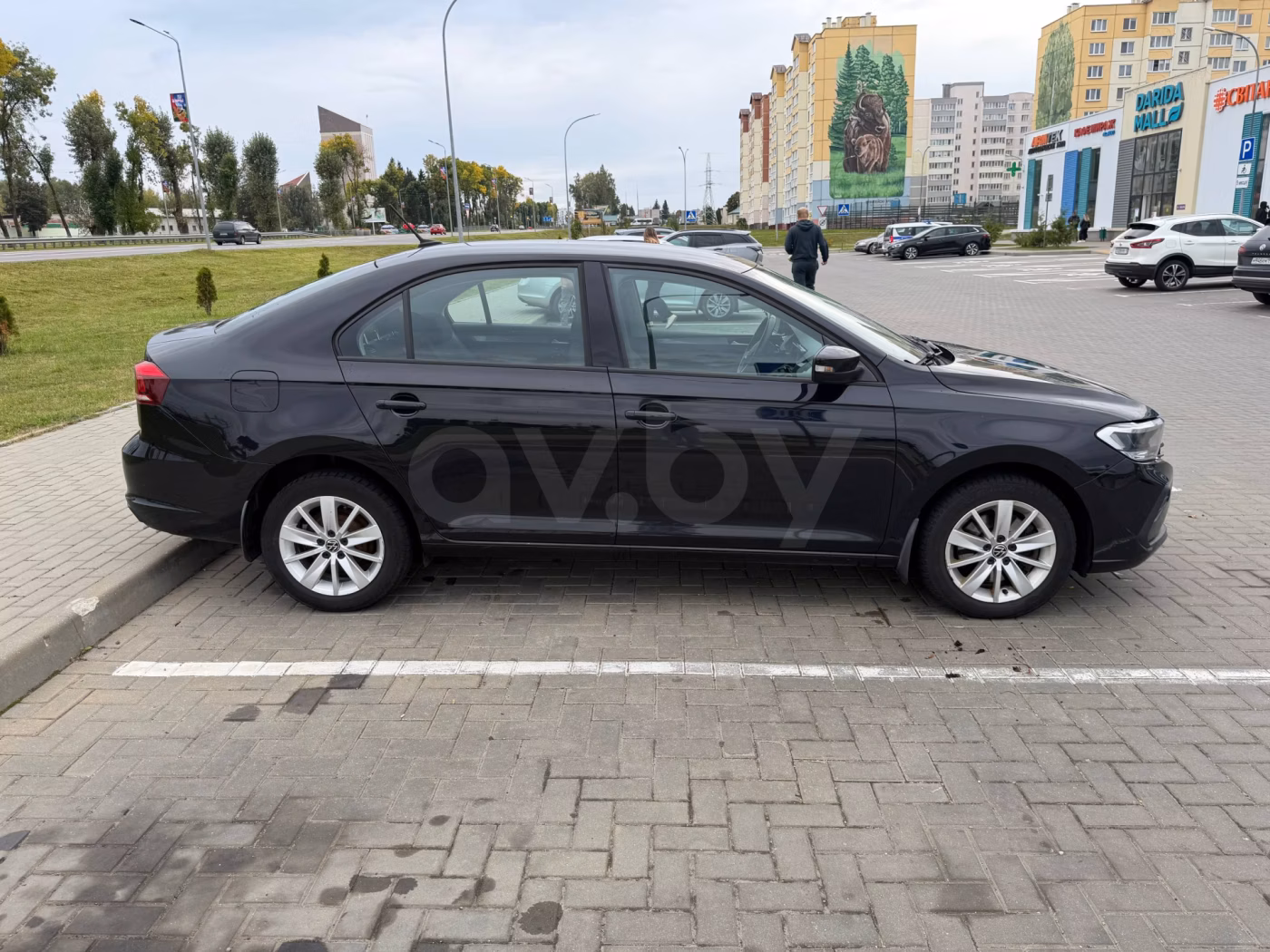 Volkswagen Polo Sedan фото 3