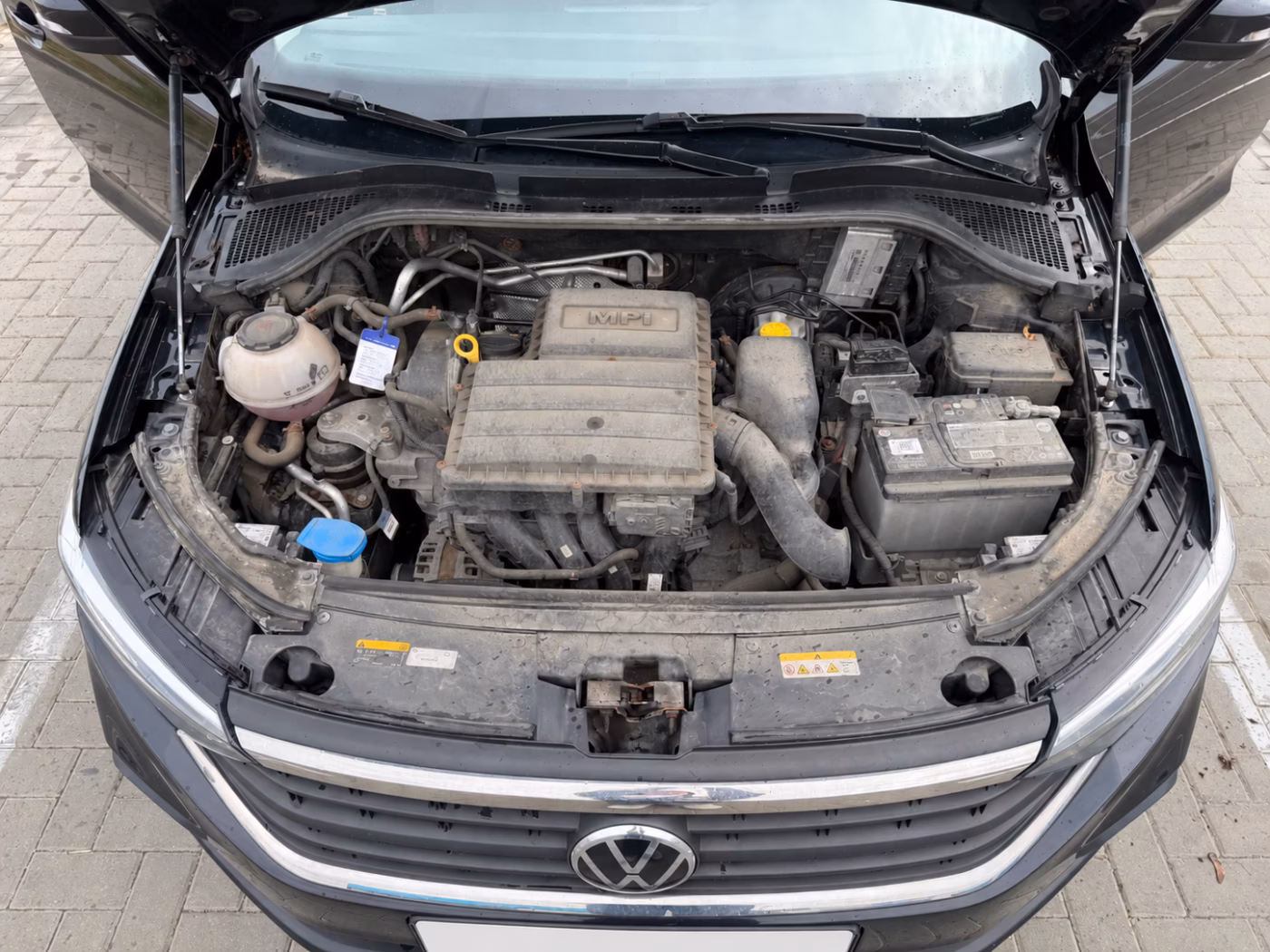 Volkswagen Polo Sedan фото 16