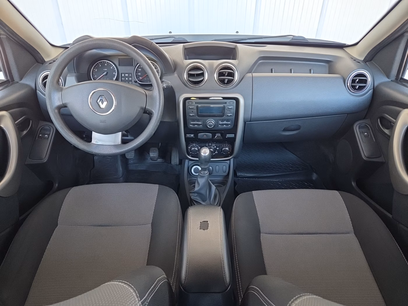 Renault Duster фото 10
