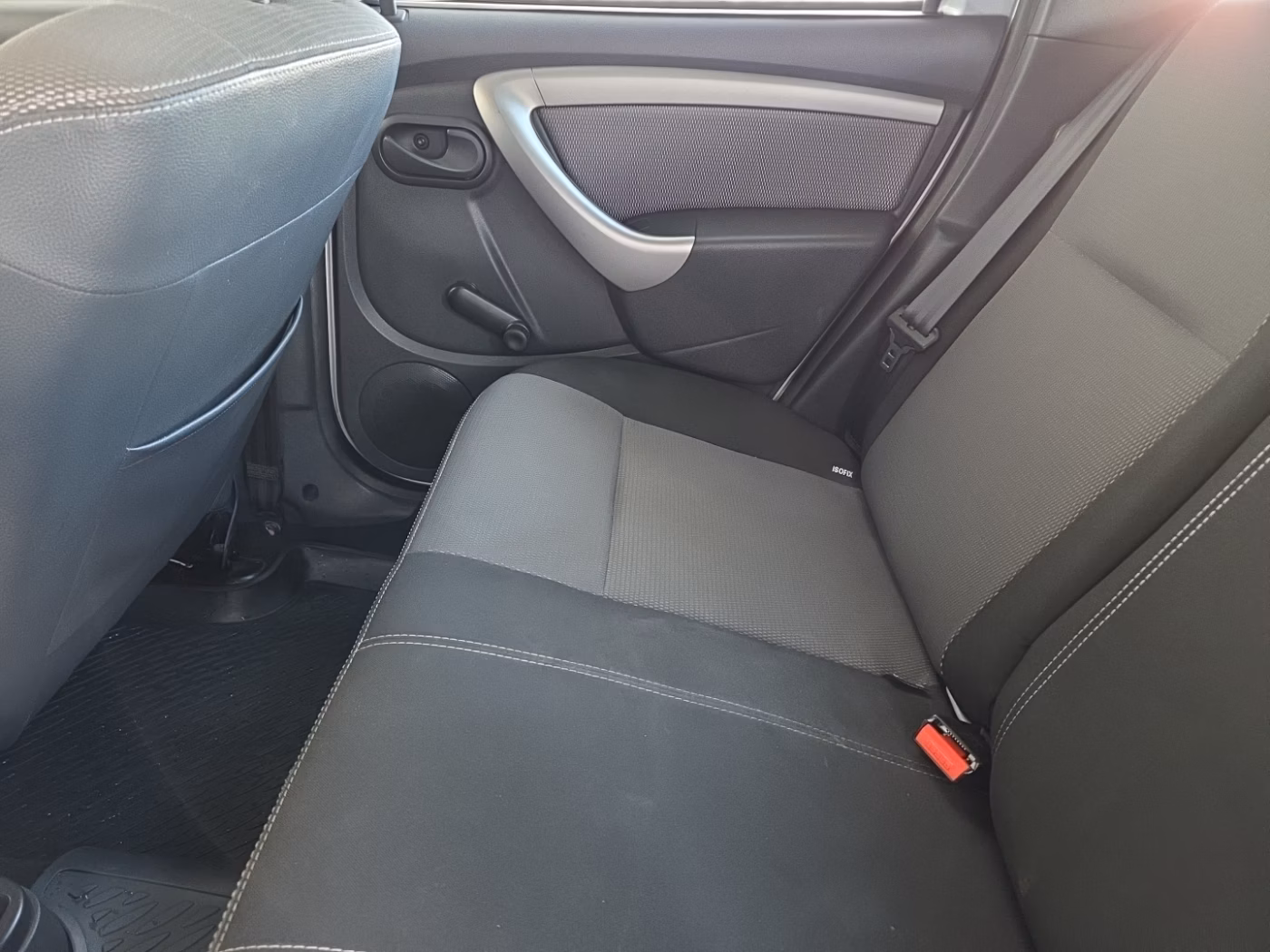 Renault Duster фото 15