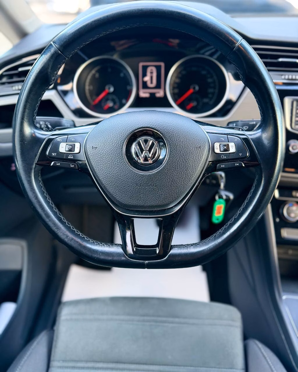 Volkswagen Touran фото 14