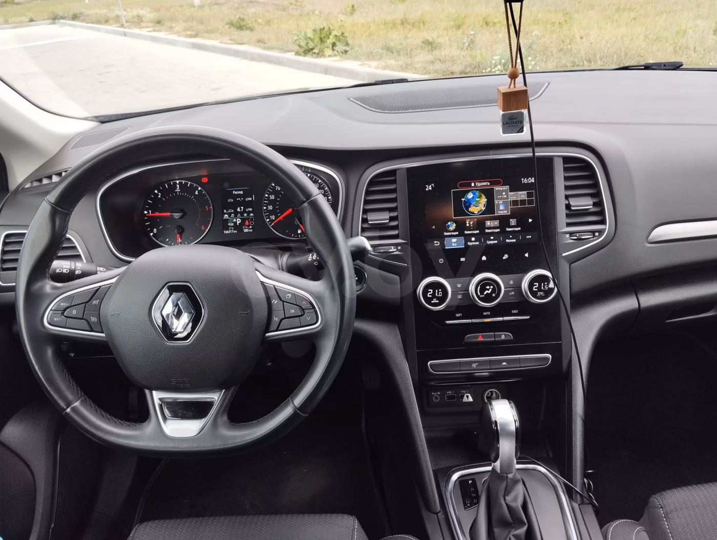 Renault Megane фото 2