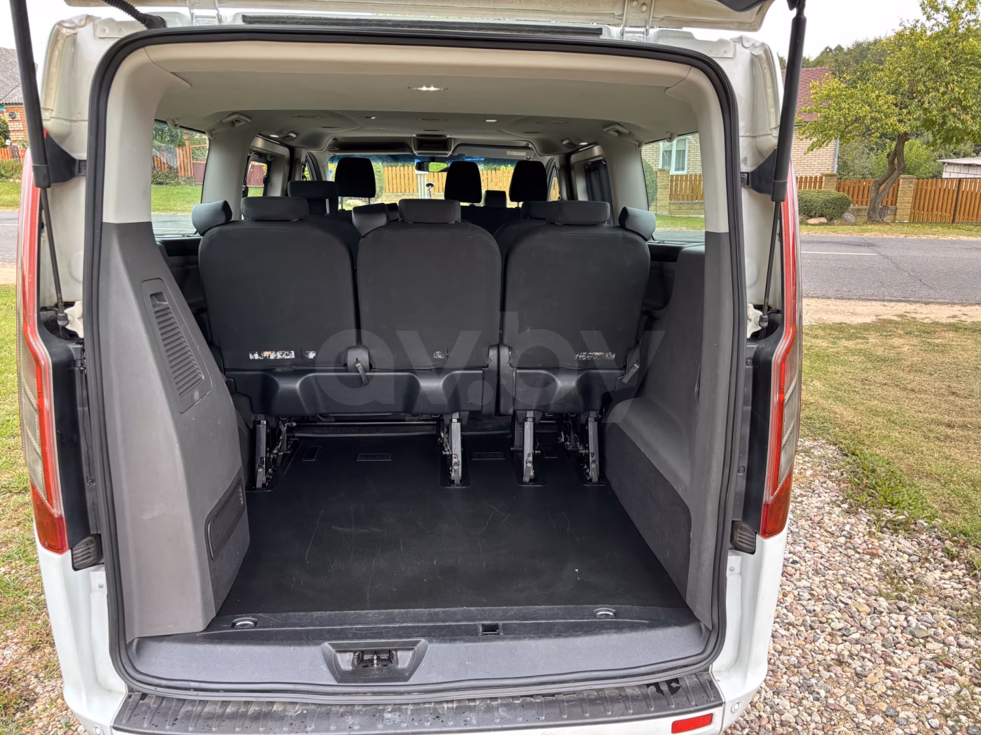 Ford Tourneo Custom фото 3