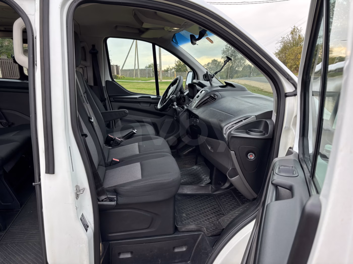Ford Tourneo Custom фото 5