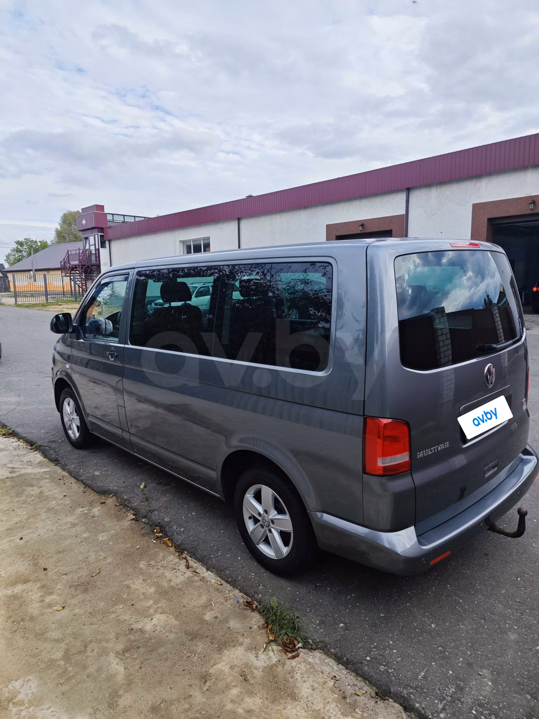 Volkswagen Multivan фото 2