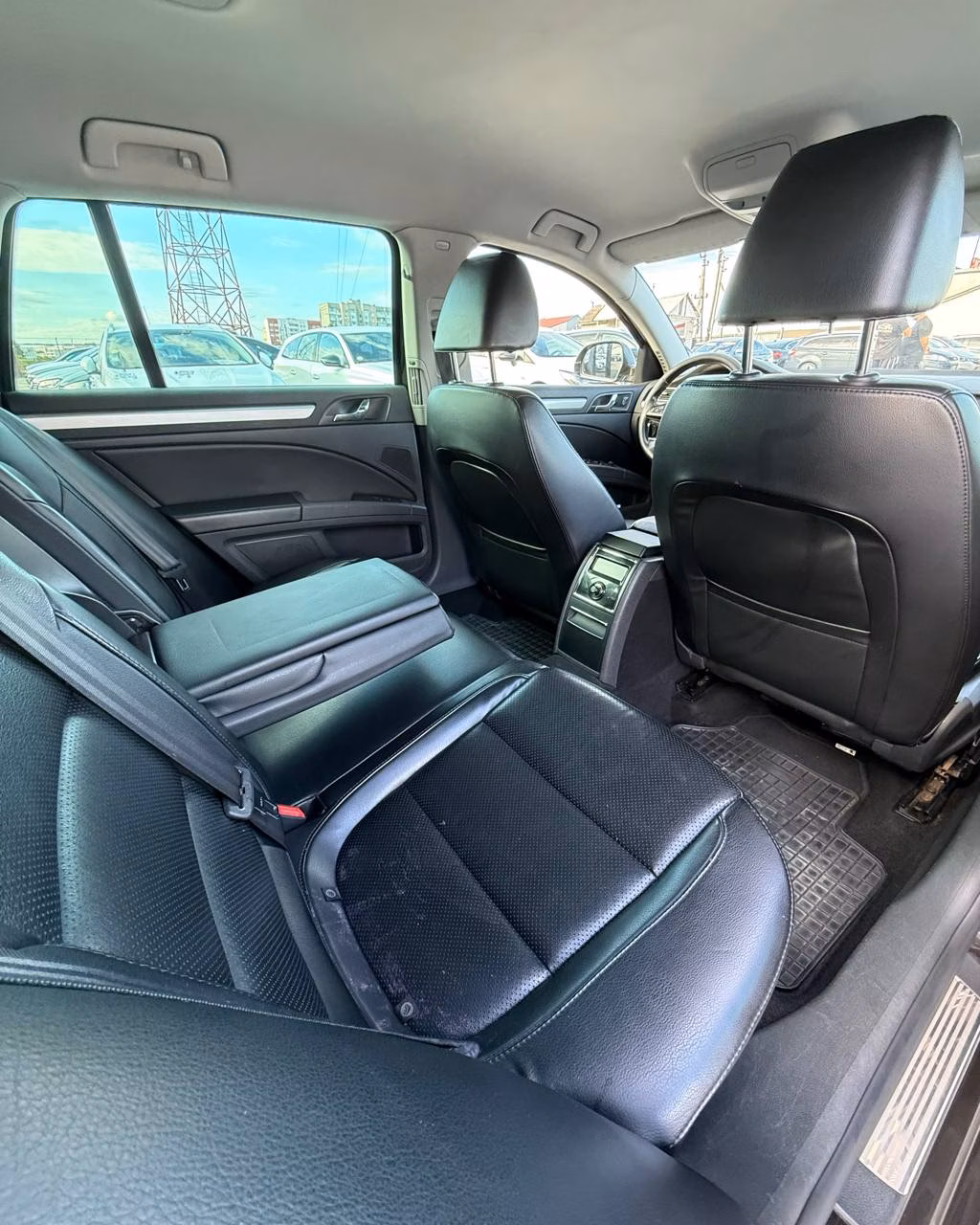 Skoda Superb фото 15