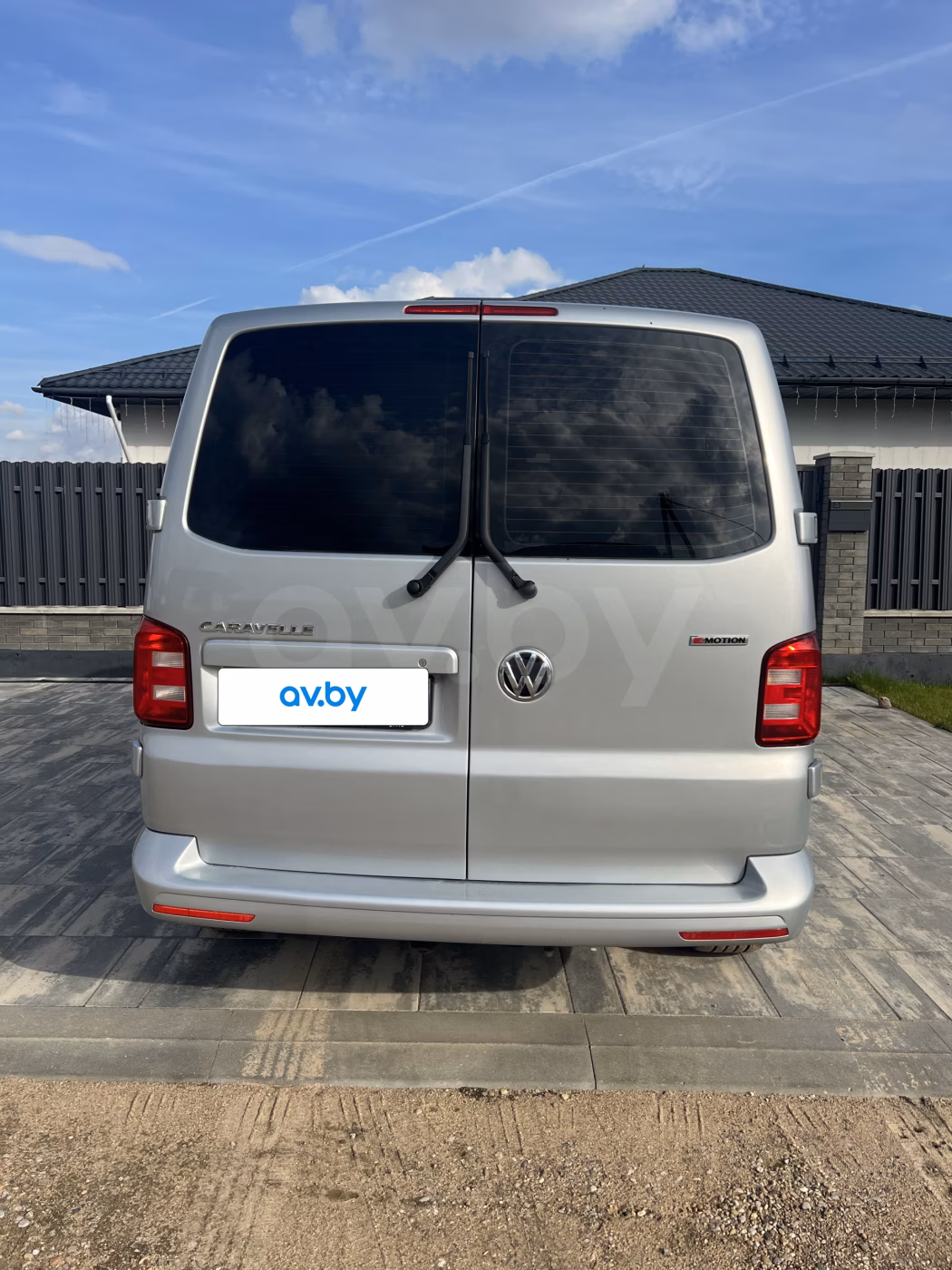 Volkswagen Caravelle фото 7