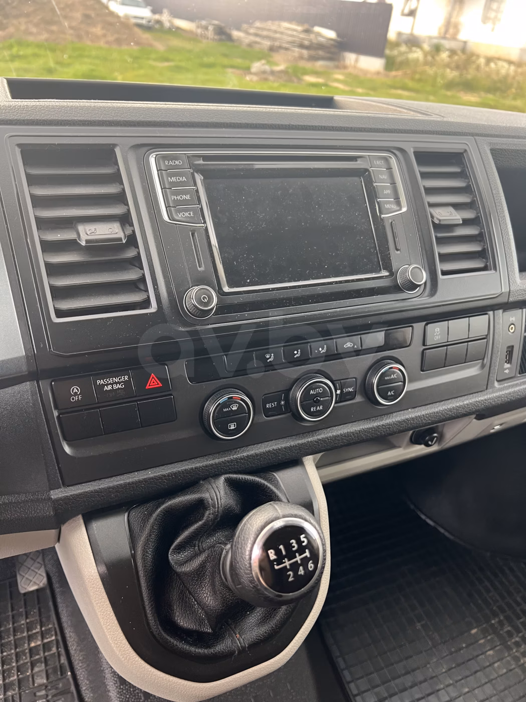 Volkswagen Caravelle фото 14