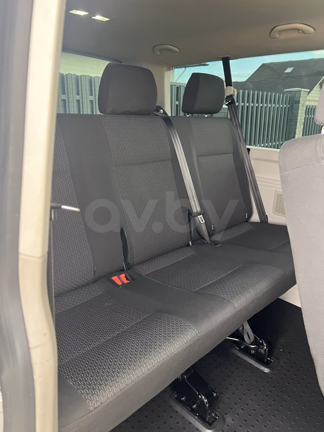 Volkswagen Caravelle фото 19