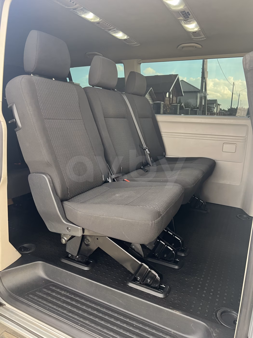 Volkswagen Caravelle фото 20