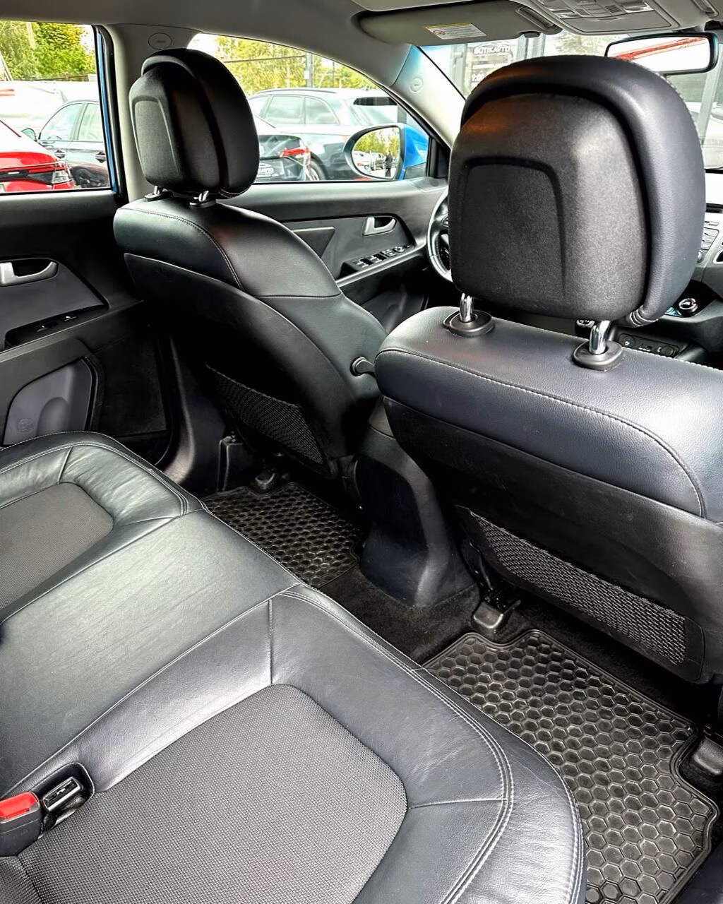 Kia Sportage фото 13