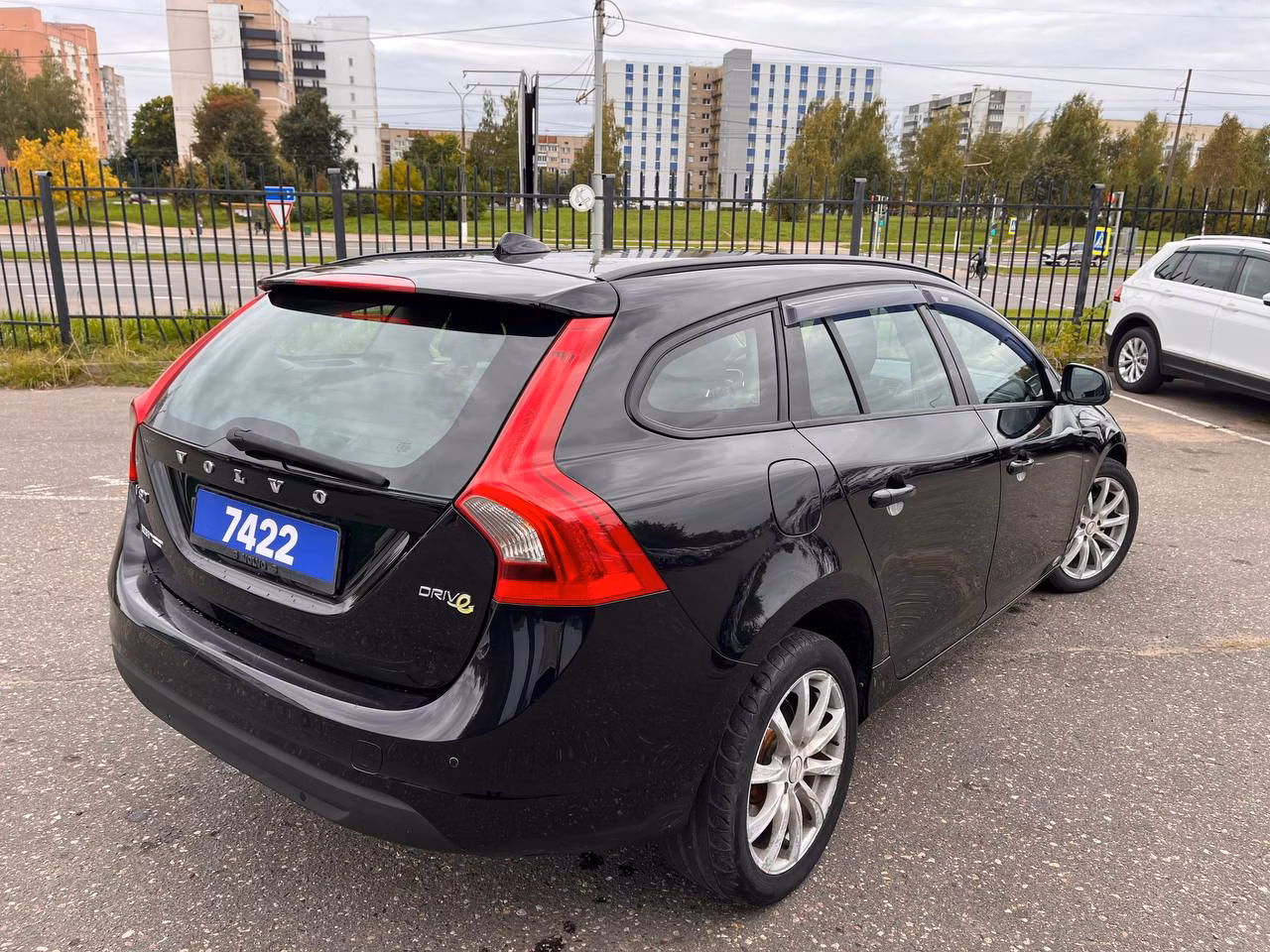 Volvo V60 фото 5