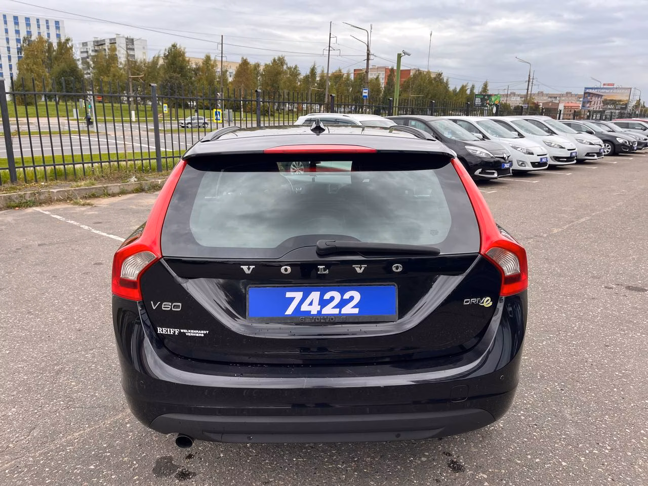 Volvo V60 фото 6