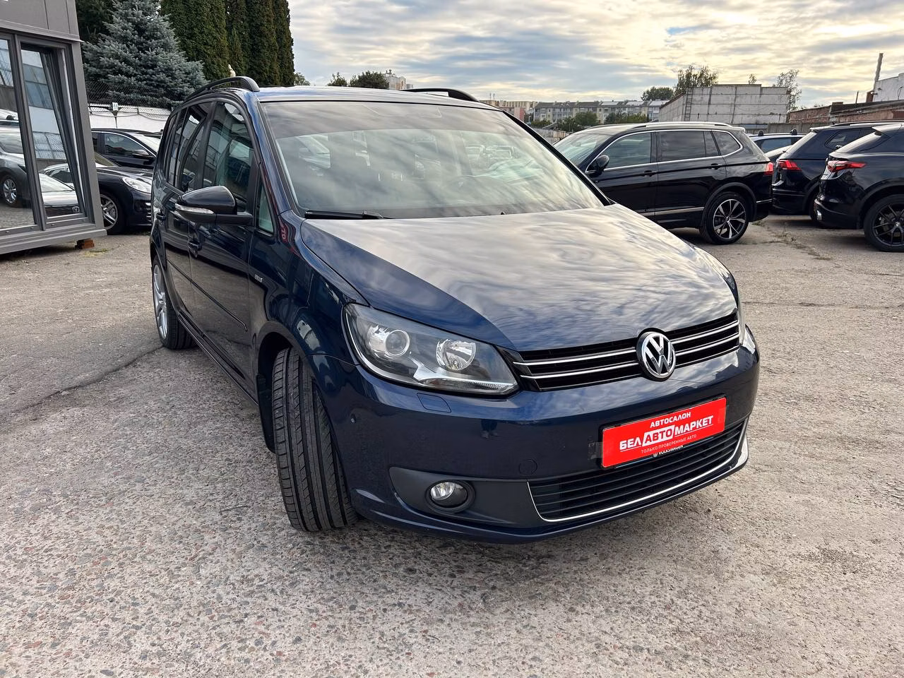 Volkswagen Touran фото 3