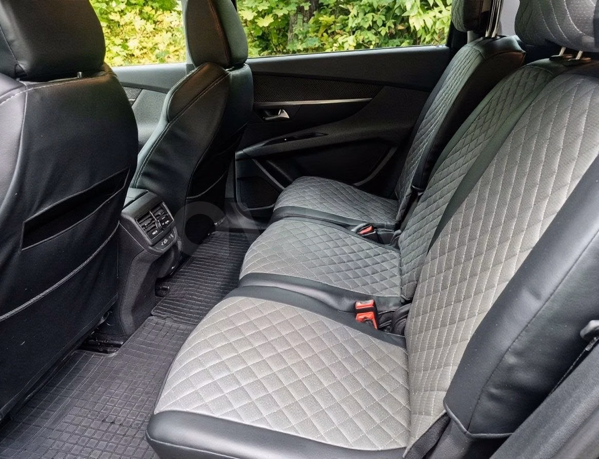 Peugeot 5008 фото 12