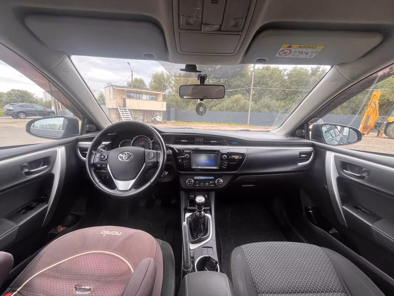 Toyota Corolla фото 17