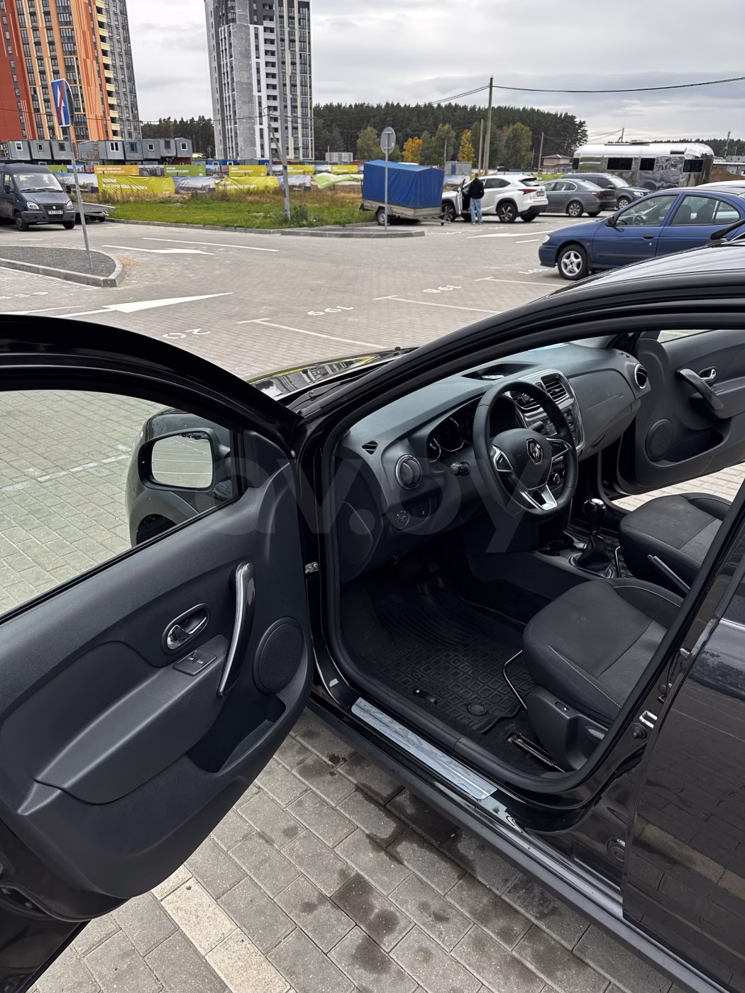 Renault Logan Stepway фото 4
