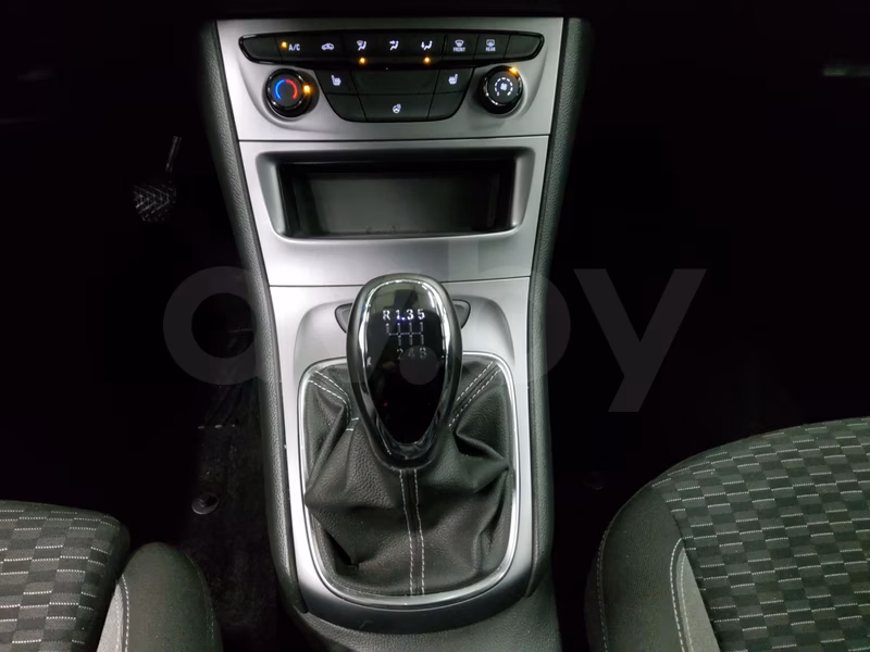 Opel Astra фото 6