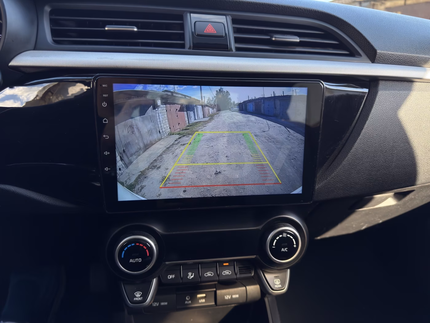 Kia Rio фото 15