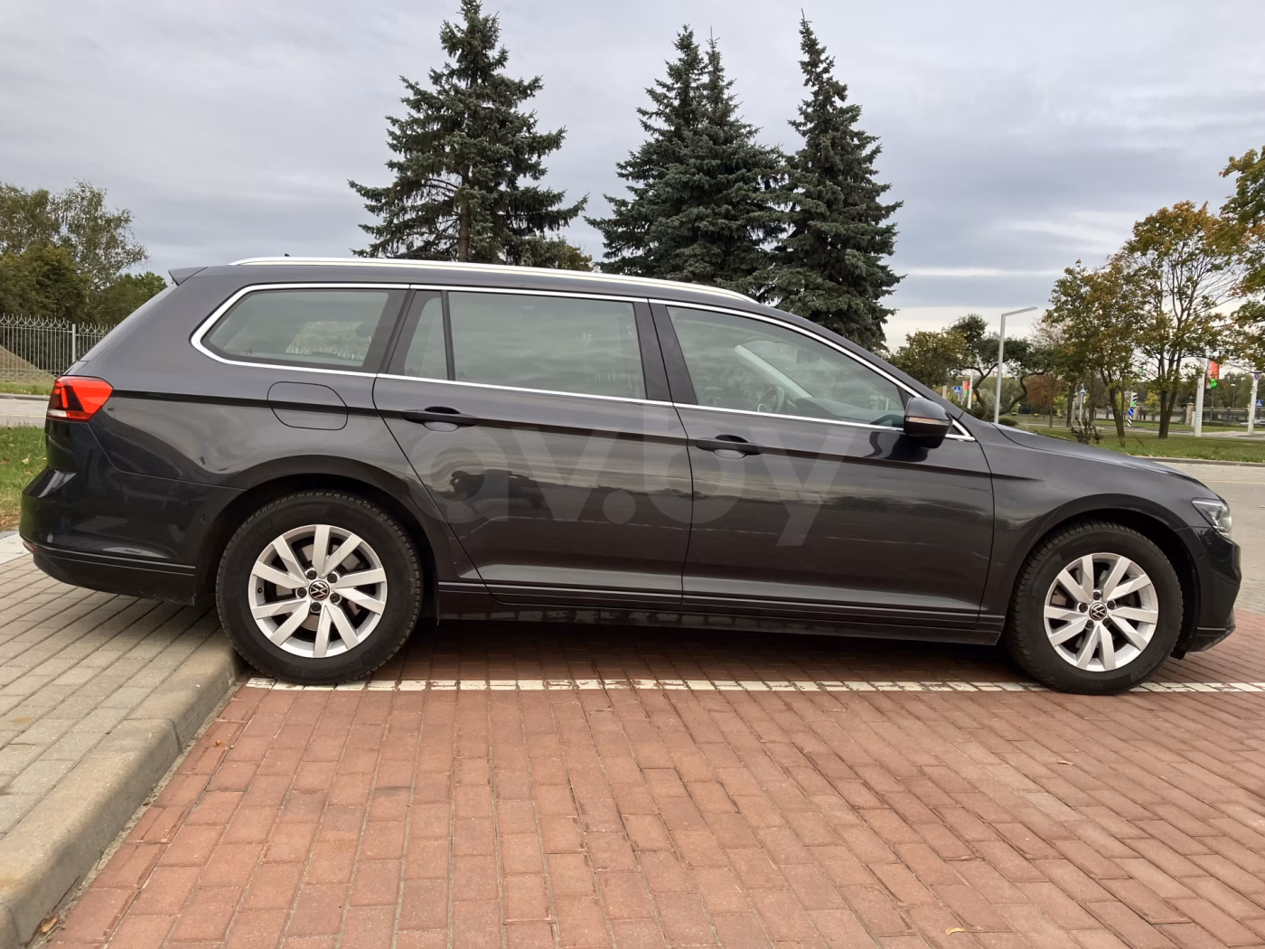 Volkswagen Passat фото 3