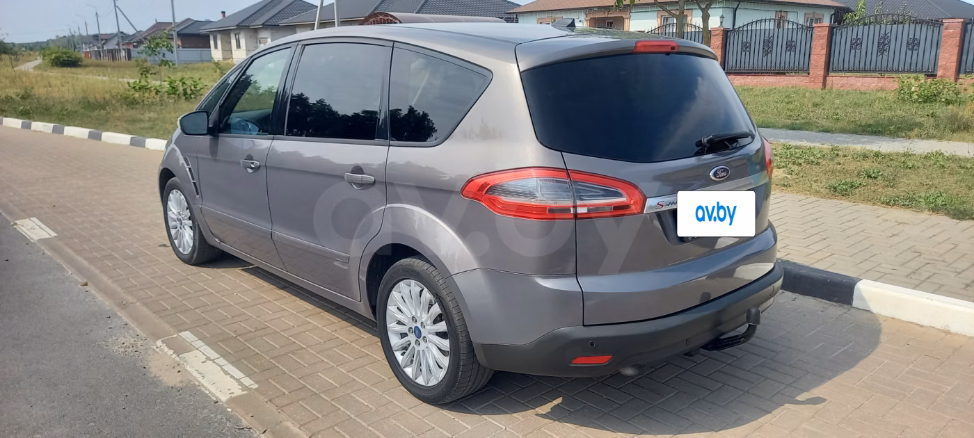 Ford S-MAX фото 3
