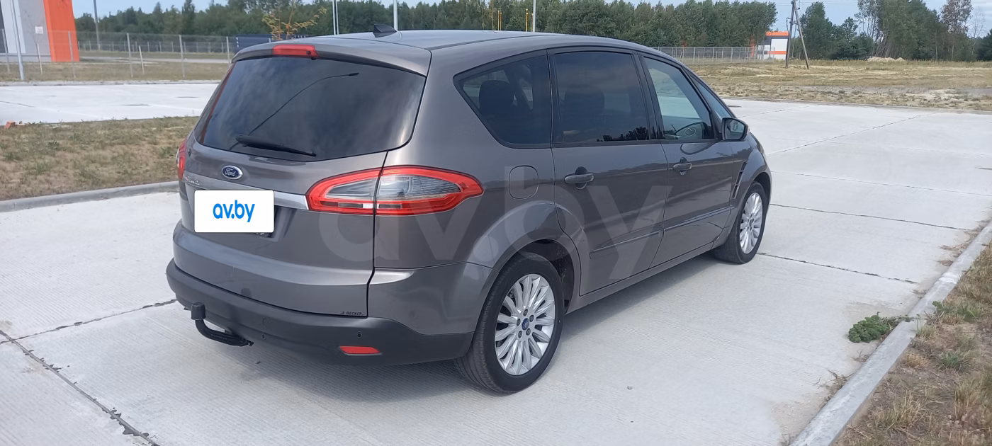 Ford S-MAX фото 4