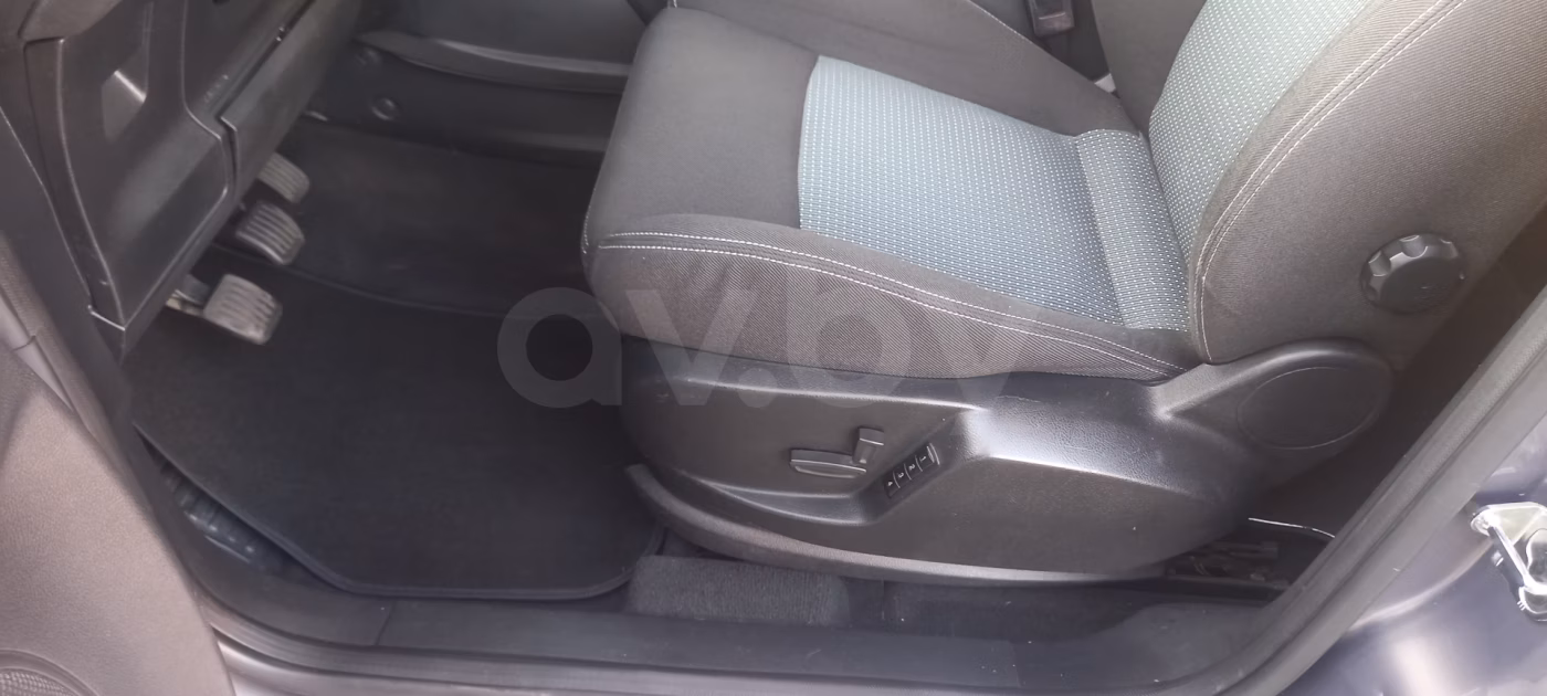 Ford S-MAX фото 11
