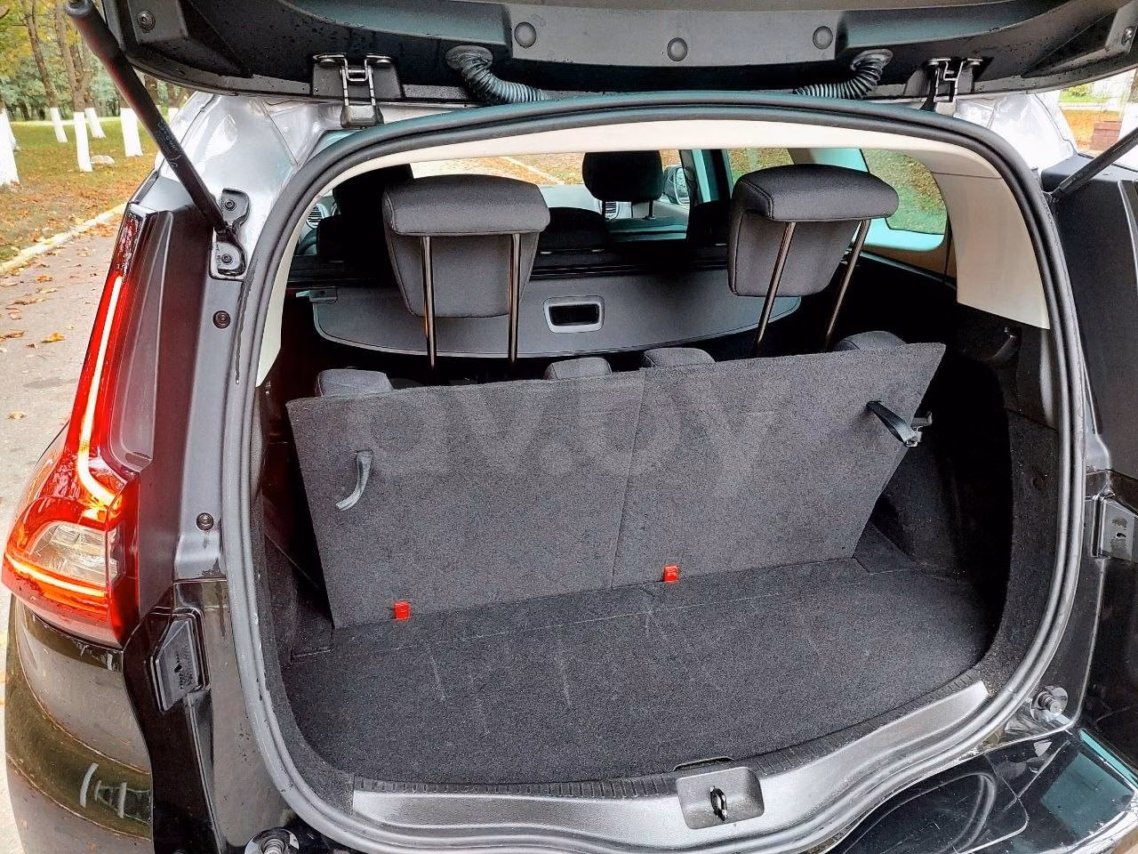 Renault Grand Scenic фото 12