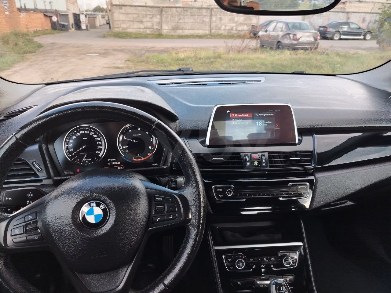 BMW 2 серия Active Tourer фото 10