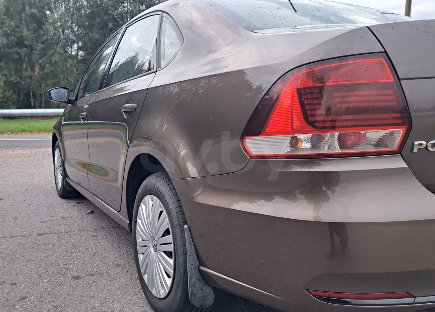 Volkswagen Polo Sedan фото 7