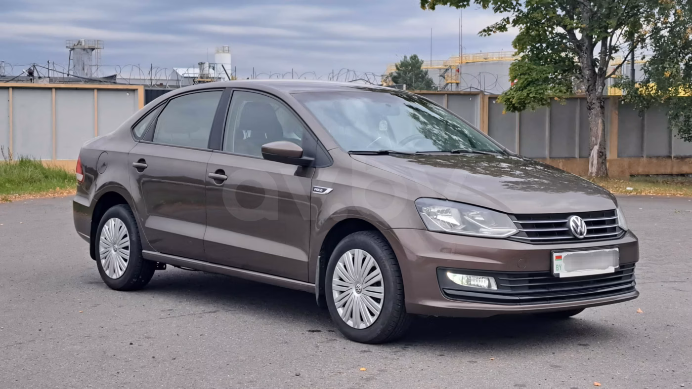 Volkswagen Polo Sedan фото 10