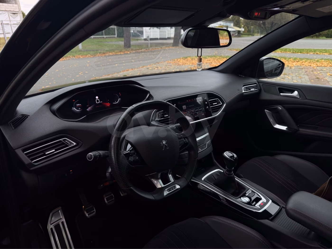 Peugeot 308 фото 9