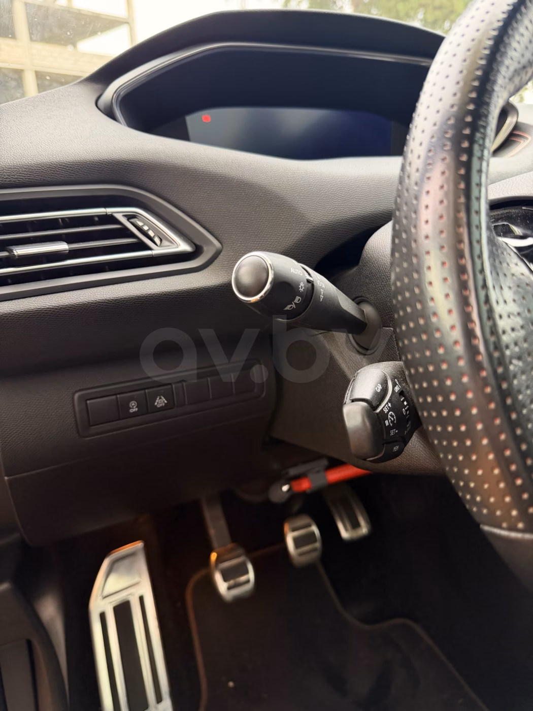 Peugeot 308 фото 14