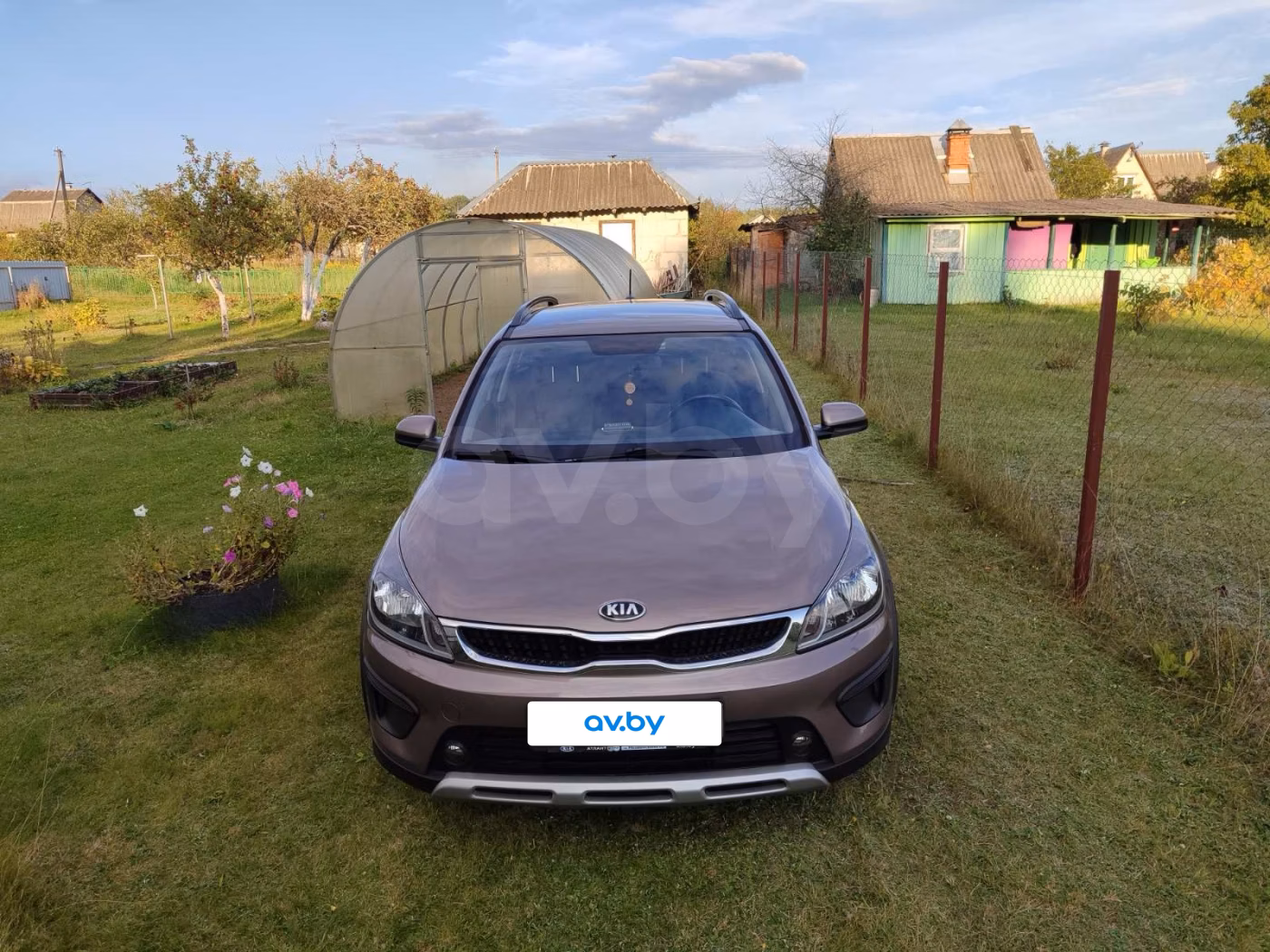 Kia Rio X (X-Line) фото 4