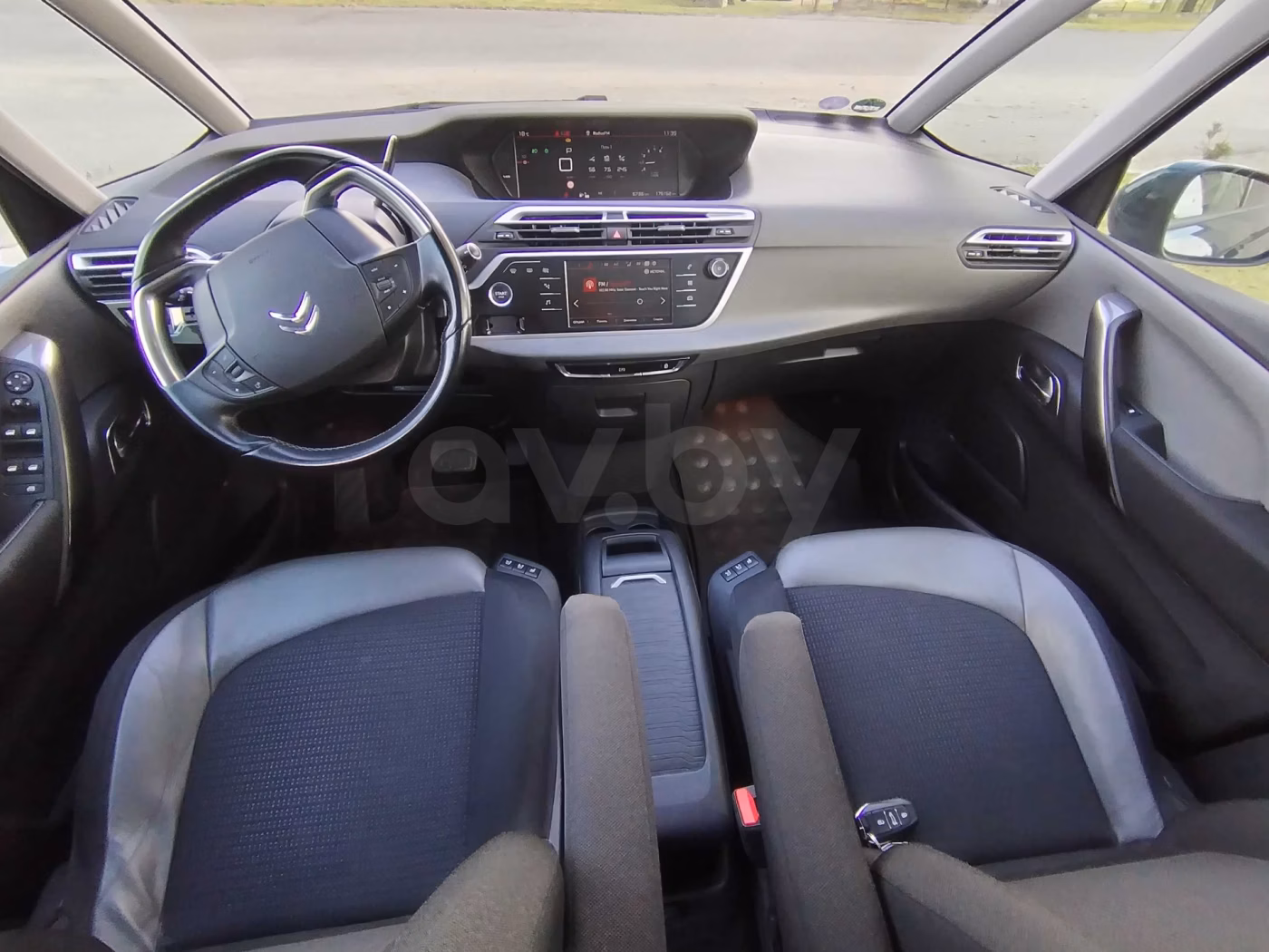 Citroen C4 Grand Spacetourer фото 6
