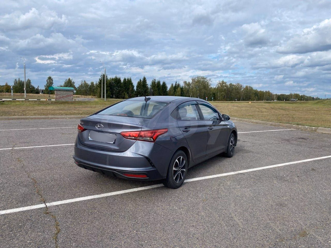 Hyundai Accent фото 2