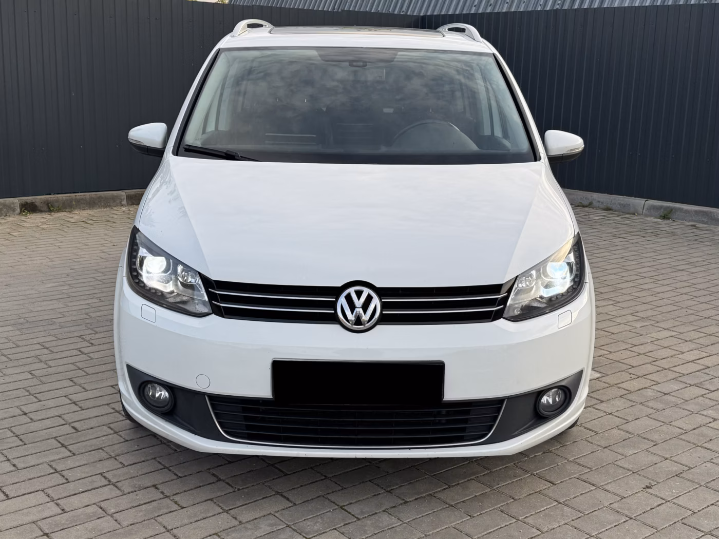 Volkswagen Touran фото 2