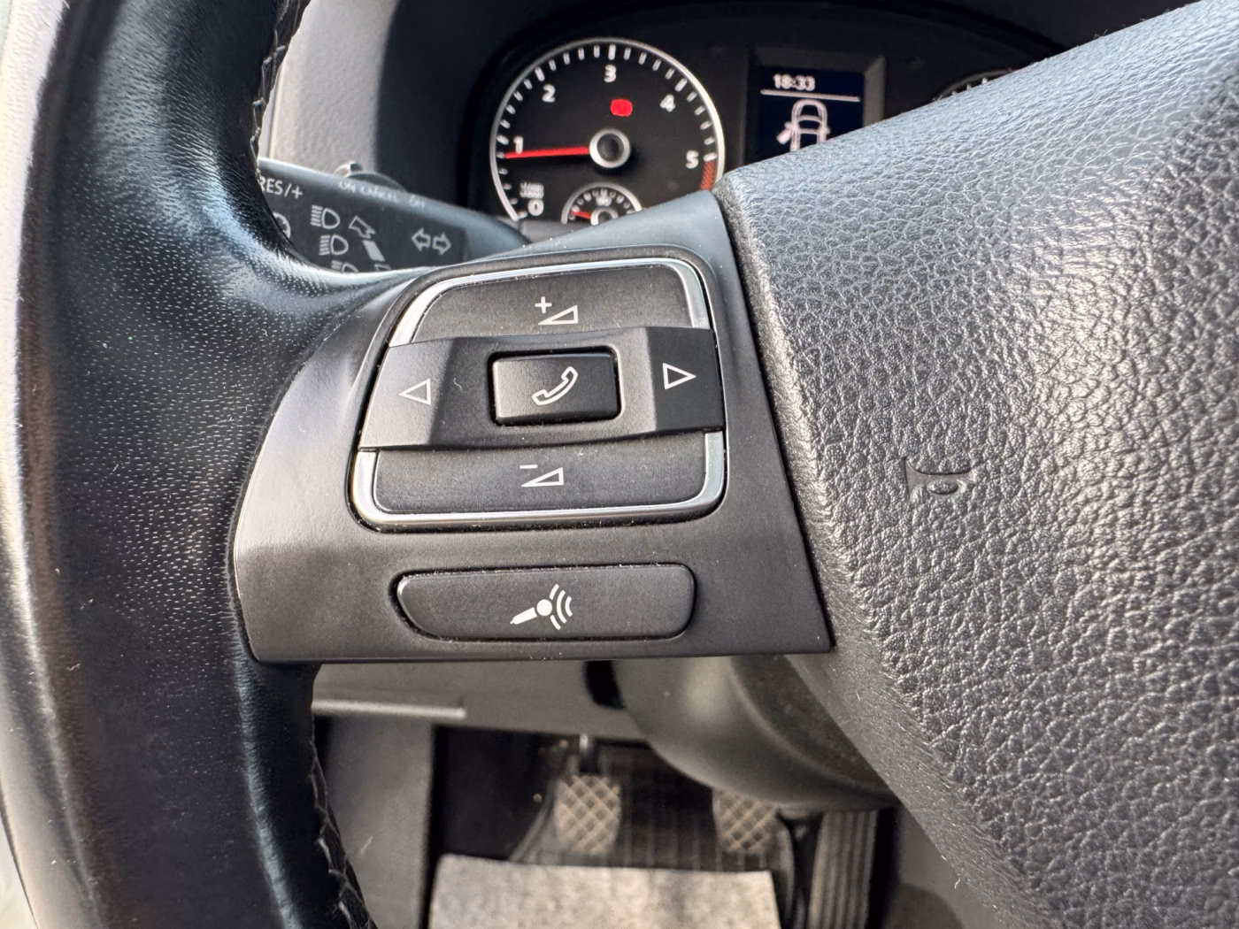 Volkswagen Touran фото 19
