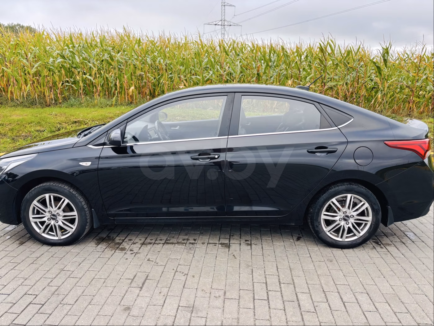 Hyundai Accent фото 5