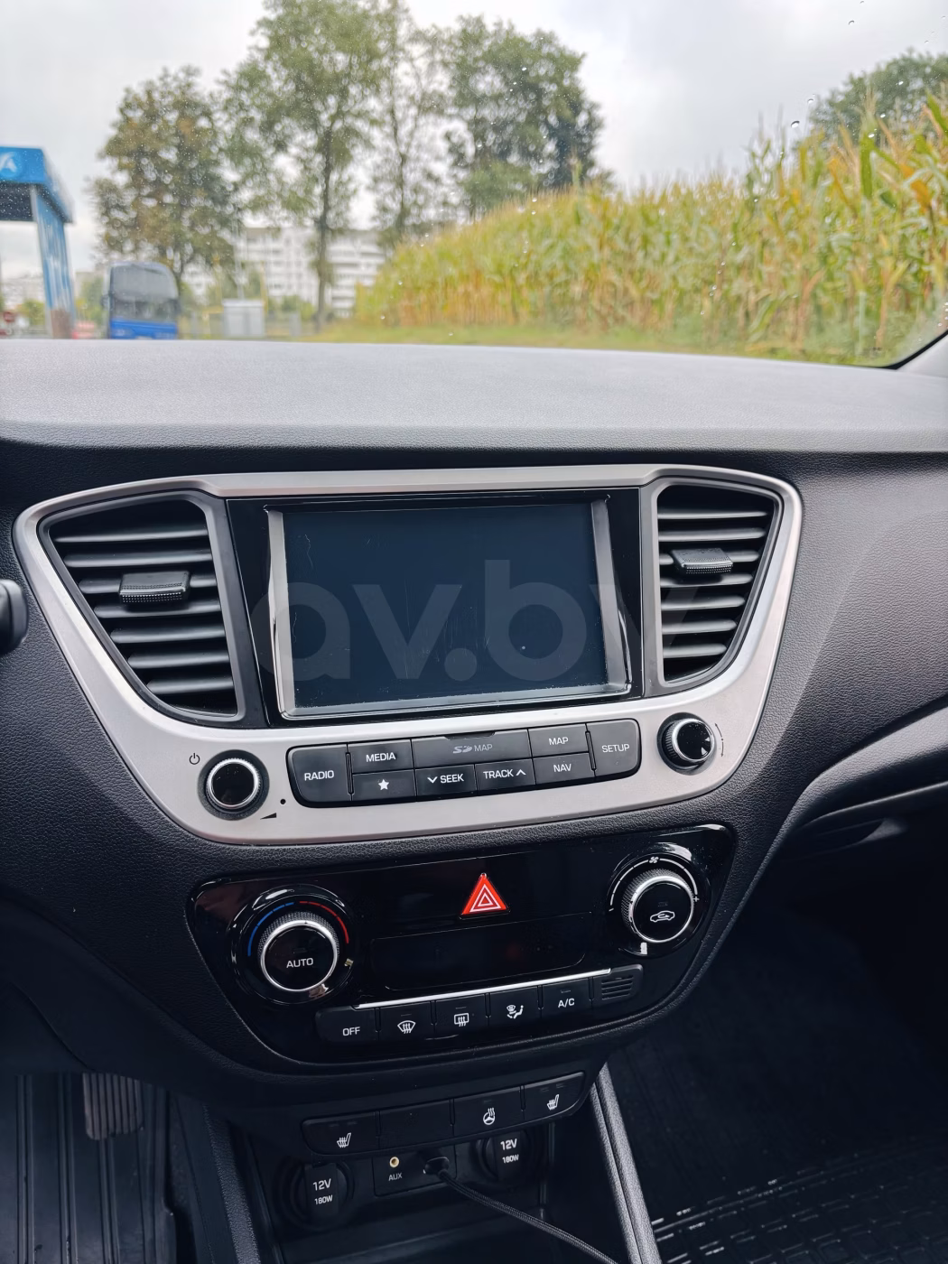 Hyundai Accent фото 13