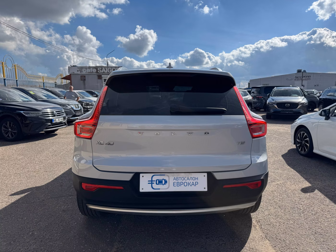 Volvo XC40 фото 5