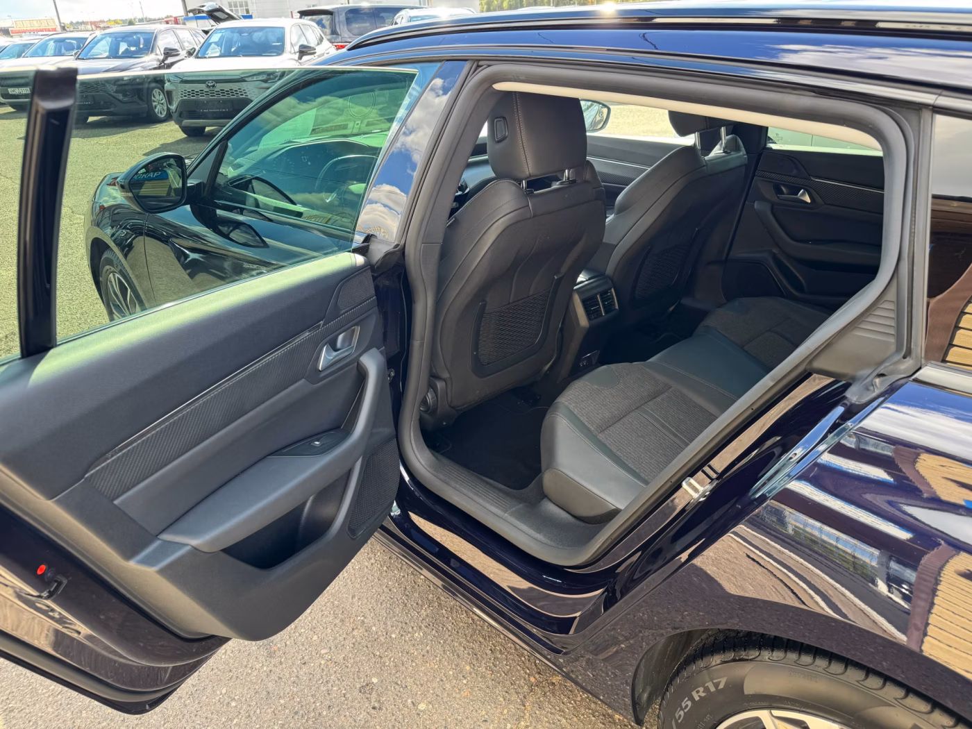 Peugeot 508 фото 9