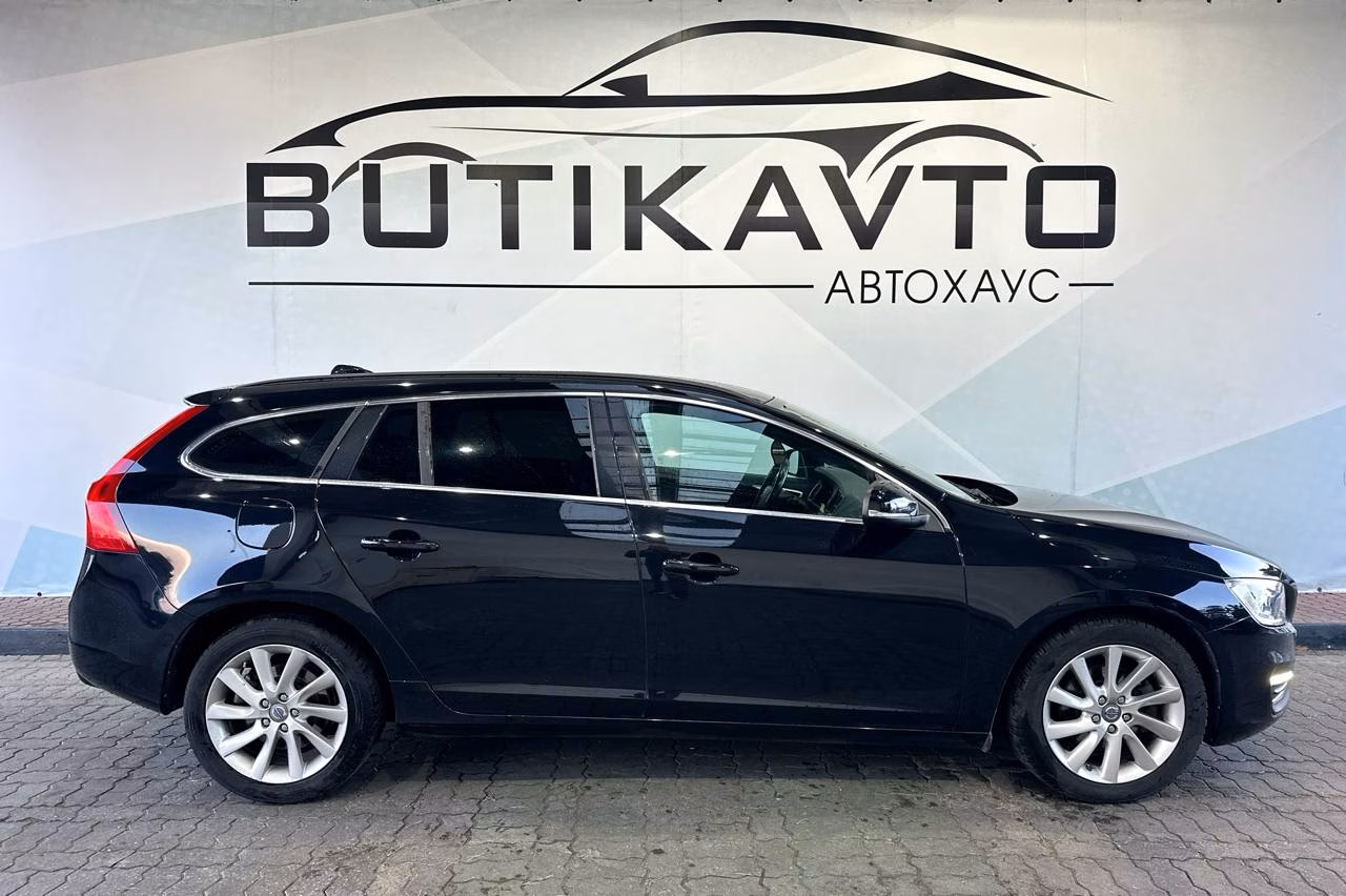 Volvo V60 фото 7