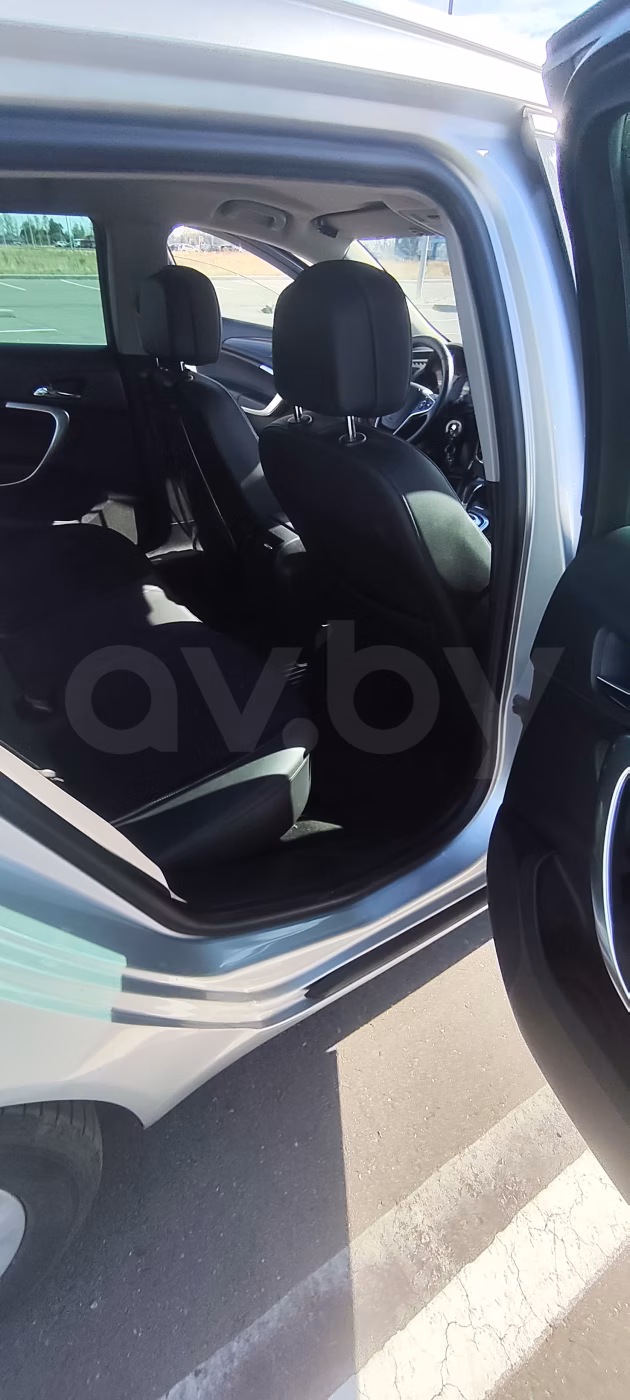Opel Insignia фото 9