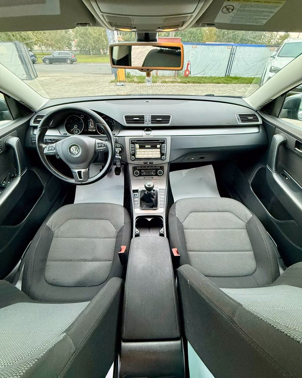 Volkswagen Passat фото 10
