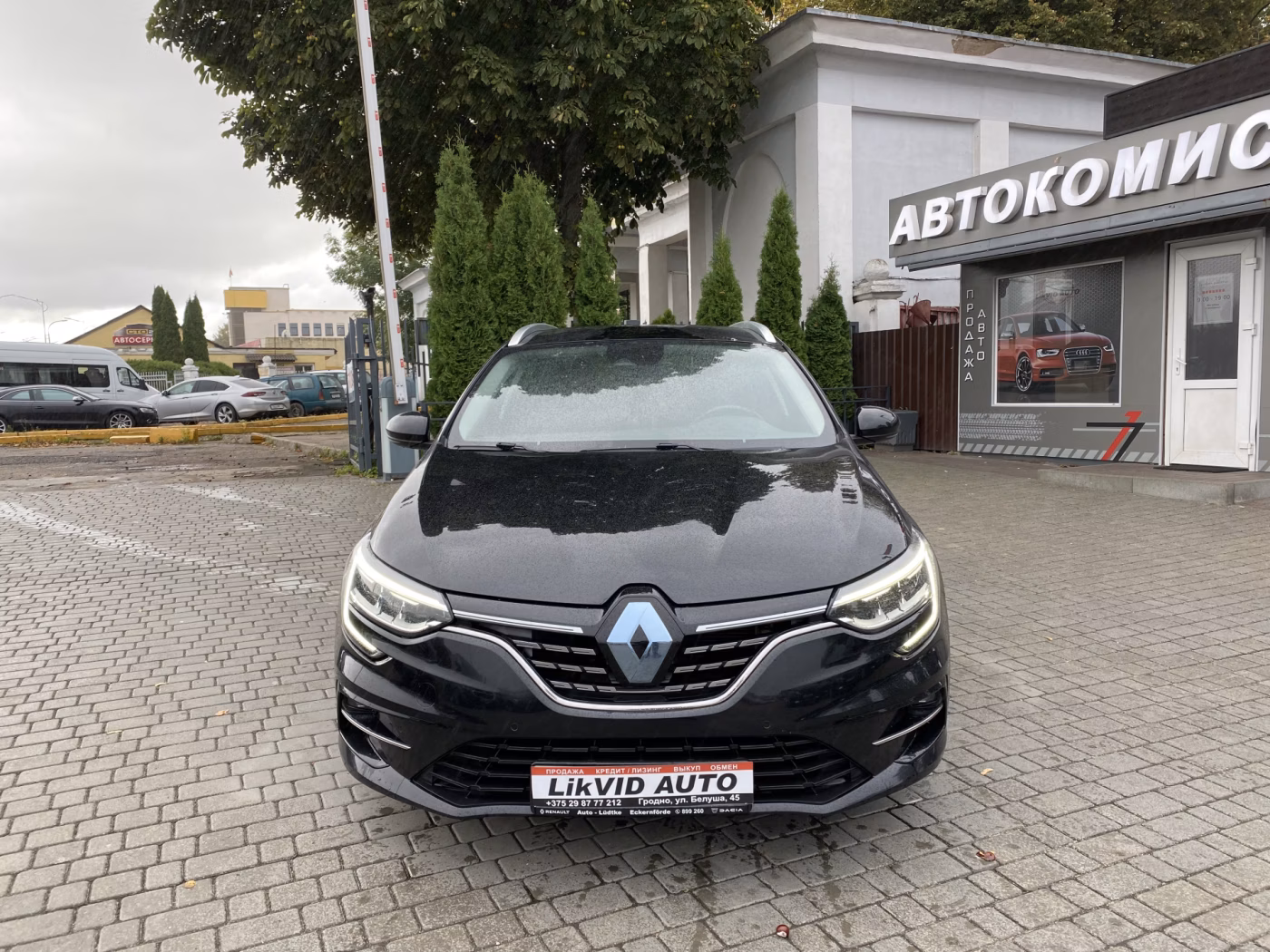 Renault Megane фото 2
